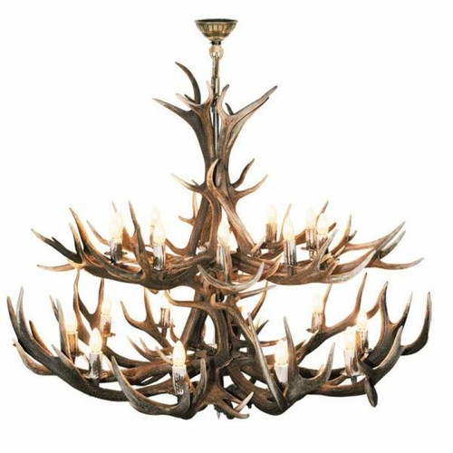 Lampadario con vere corna - , di