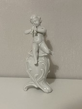 Antico putto Figurina