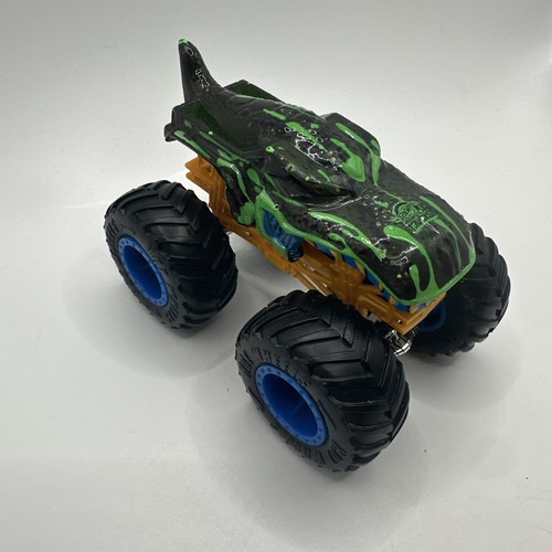 Hot wheels monster trucks mega - monster,