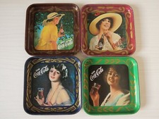 4 Sottobicchieri, di latta da collezione coca cola , anno 1977, cm 10,5.