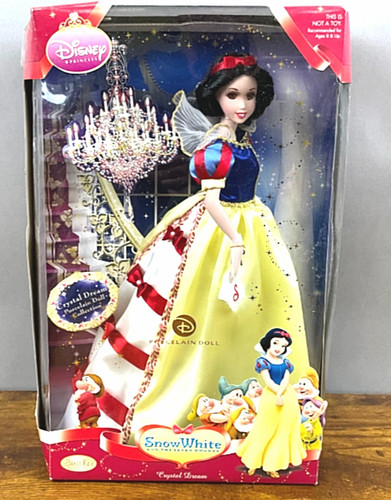 Bambola porcellana bianca come