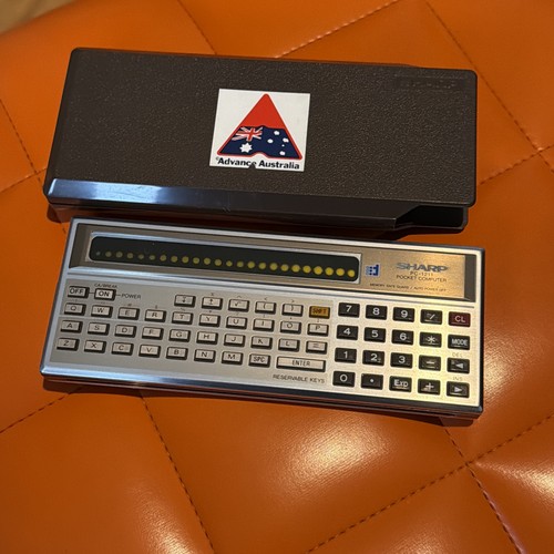 Sharp 1211 pocket - pocket, computer