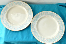 Coppia di piatti Royal Doulton