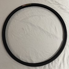 Kenda Koncept 24 x 1". (23-540) Pneumatico da corsa Junior. Nero.