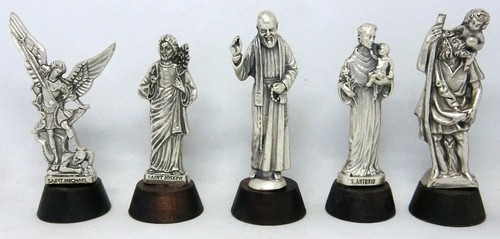 001 kit statue con - 001,