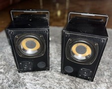 2 ENCEINTES DE PROXIMITÉ ACTIVE SUPRAVOX  STUDIO VINTAGE - Dont  1 En Panne