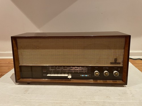 Vintage grundig model - grundig,