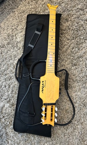 Chitarra pratica aria - pratica,