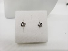 ORECCHINI A BOTTONE FIORE CON