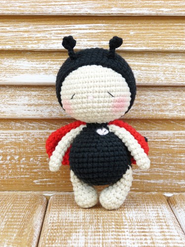 Coccinella all uncinetto - coccinella, all'uncinetto