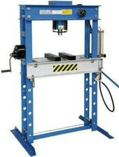 Pressa idraulica oleodinamica