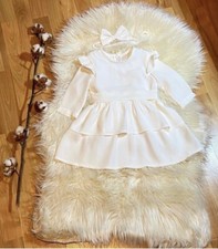 Abito bianco per una bambina