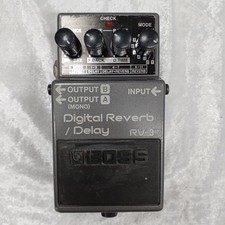 Boss RV-3 Pedale Effetto