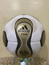 NUOVO Adidas Pallone Ufficiale
