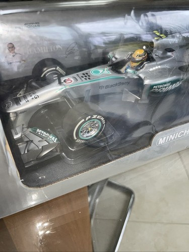 Lewis hamilton w04 2013 18 - lewis,