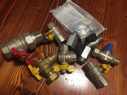 Stock pezzi rubinetti - di, /