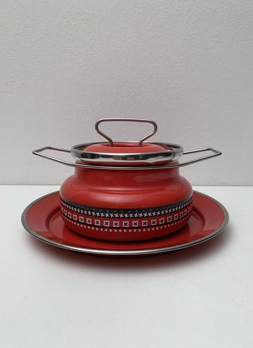 Pentola casseruola vassoio - pentola,
