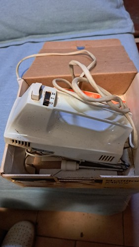 Sbattitore elettrico - sbattitore,