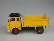 Dinky Toys 435 Bedford TK