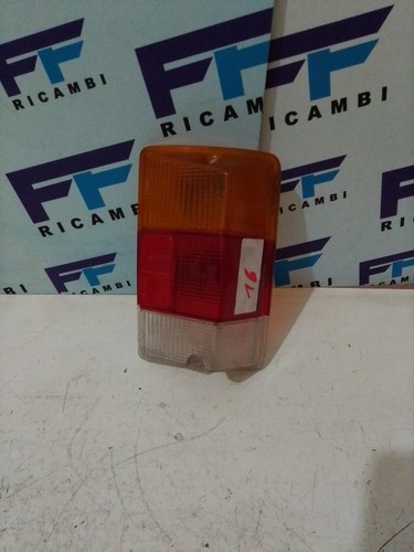 Plastica fanale posteriore - plastica,