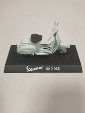 Modellino Vespa 50 Maisto 1963