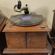 1916 VICTOR VICTROLA VV-IV -