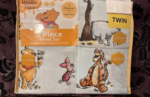Disney winnie the pooh set - winnie,