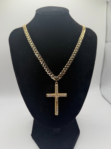 Collana con ciondolo