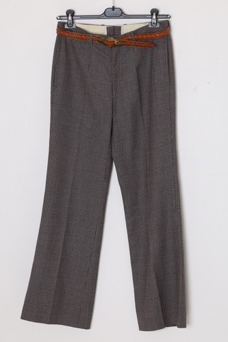Pantaloni conici alternati