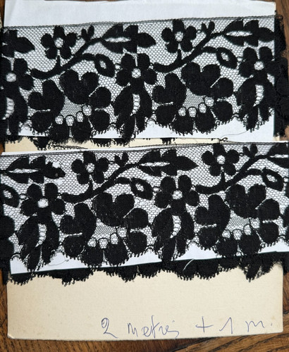 Pizzo antico fiorito - pizzo,