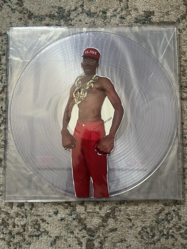 Don tap the glass - don’t, tyler