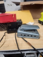 Pedale per macchina da cucire