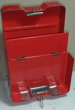 SCHEDARIO IN METALLO DI COLORE ROSSO RESISTO VINTAGE DA COLLEZIONE