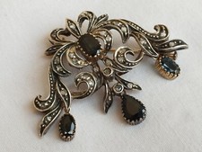 ANTICO GIOIELLO SPILLA IN ORO ARGENTO DIAMANTINI PIETRE ZAFFIRI CHIUSURA SICURA