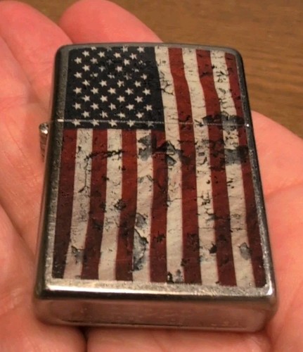 Accendino zippo bandiera - ,