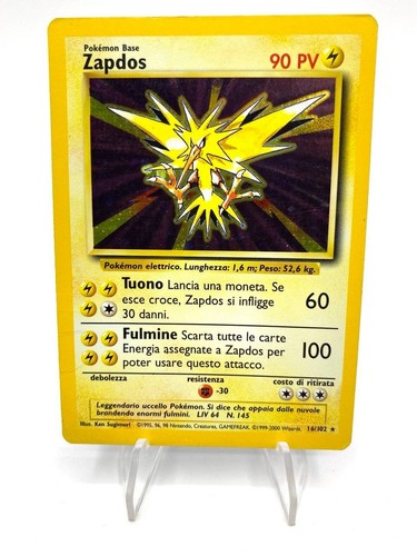 Carta pokémon zapdos - carta,