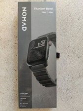Nomad Cinturino per Apple Watch in titanio colore nero 44mm/42mm