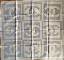 foulard chanel