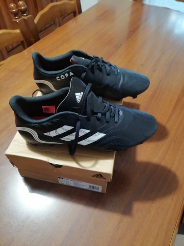Vendo scarpe calcio - scarpe, e