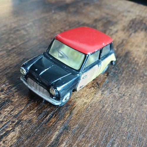 Corgi toys 249 morris - corgi,