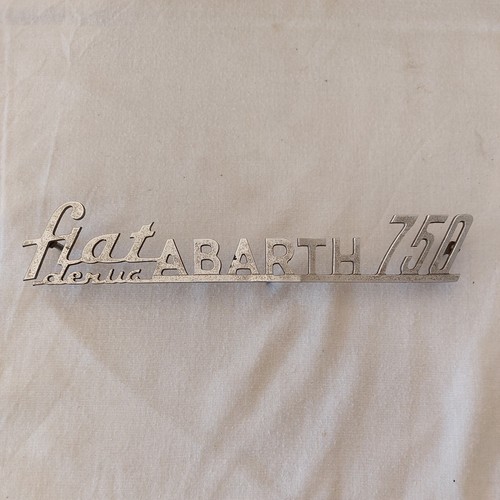 Abarth 750 fregio logo fiat - abarth,