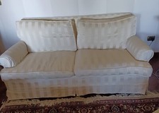 coppia di divani a due posti