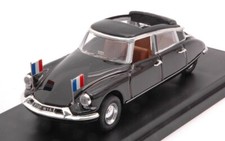 Modellino auto scala 1:43 Rio