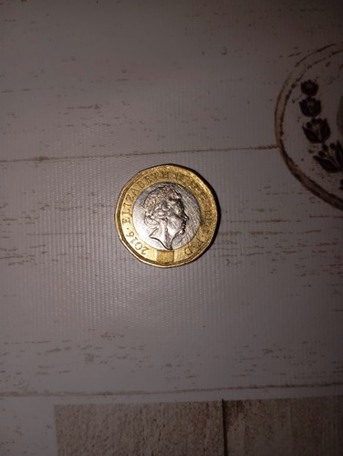 One pound 2016 - one,