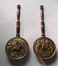 2 scaldaletto vintage inglese ottone manico legno tornito made in England coloniale