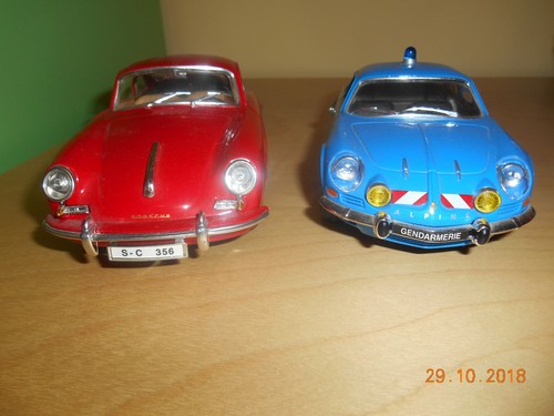 Bburago 2 modellini - ,