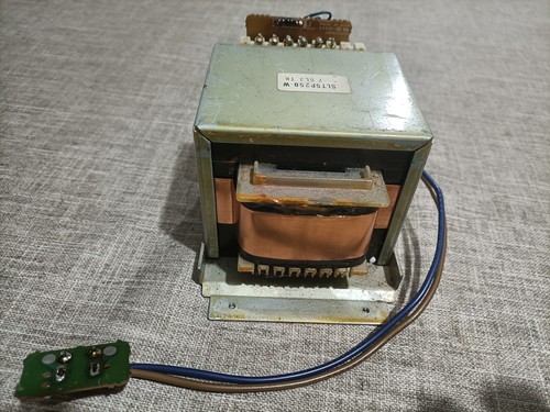 Trasformatore amplificatore - trasformatore,