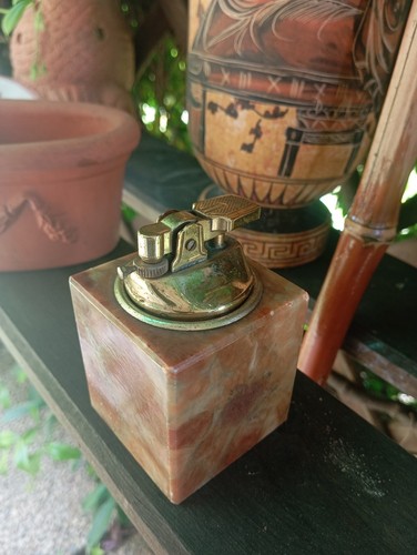 Accendino vintage marmo - in,