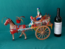 VECCHIO CARRETTO SICILIANO IN LEGNO E CARTAPESTA PERSONAGGI IN PASTA. BY71