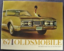 1967 Oldsmobile grande brochure Toronado Cutlass 442 98 Delta 88 Wagon canadese